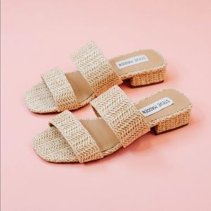 Steve Madden Jaron Raffia Sandals